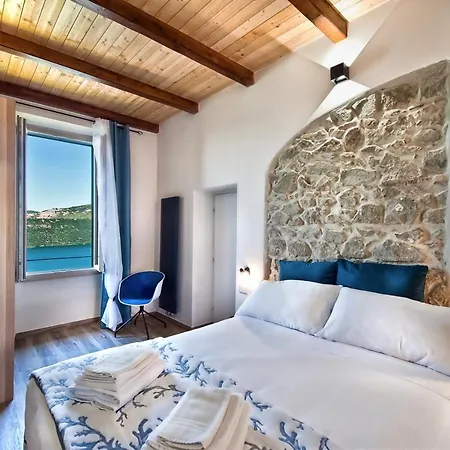 La Loggia Sul Apartment